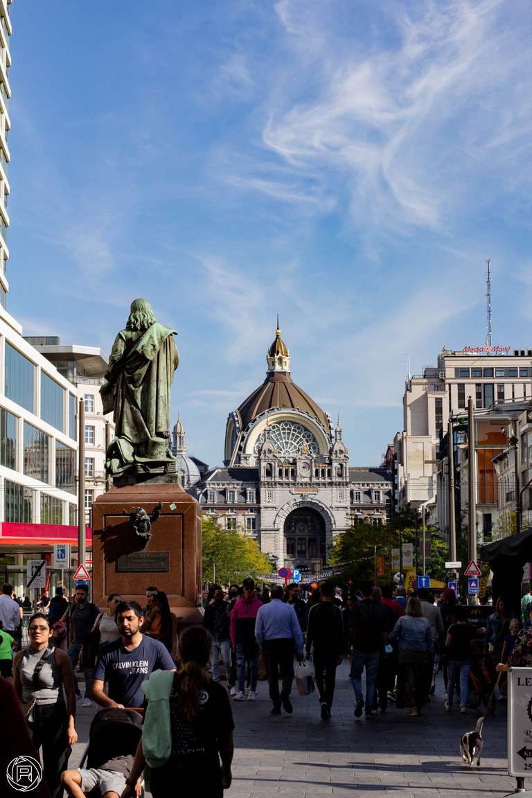 ISO: 400 | Focal Length: 50 mm | Aperture: ƒ/10,0 | Shutter Speed: 1/1250