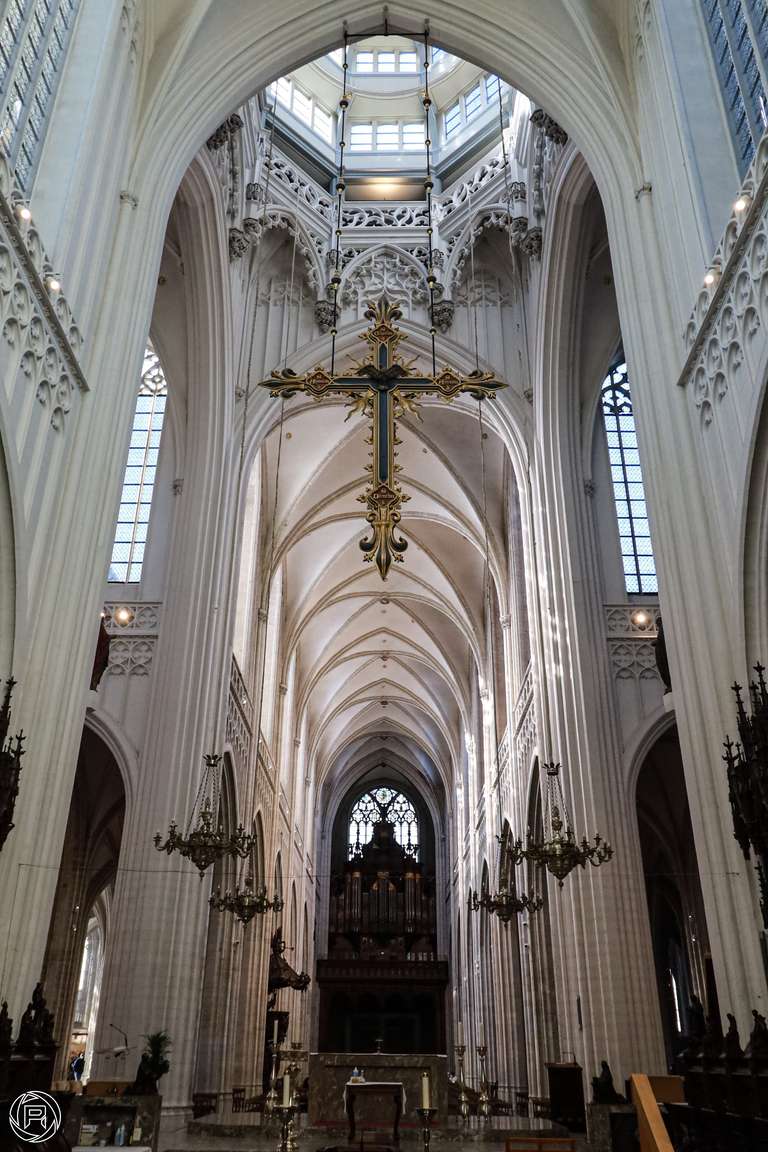 ISO: 1600 | Focal Length: 17 mm | Aperture: ƒ/5,6 | Shutter Speed: 1/250