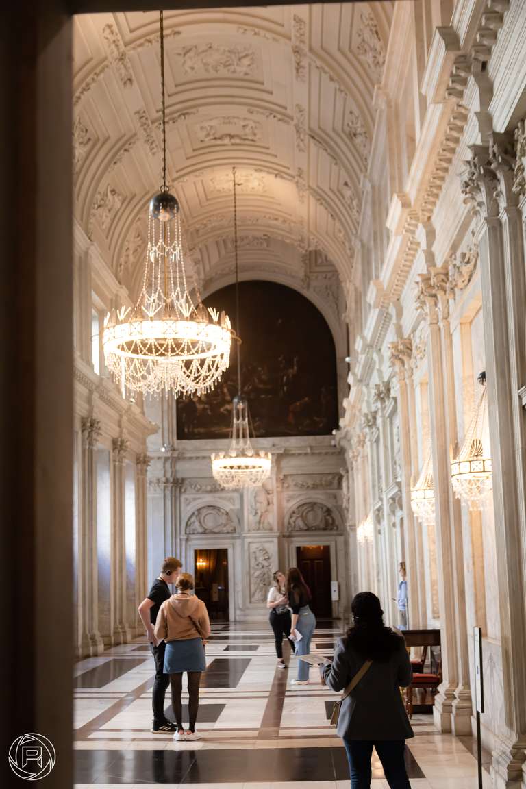 ISO: 3200 | Focal Length: 50 mm | Aperture: ƒ/4,5 | Shutter Speed: 1/60