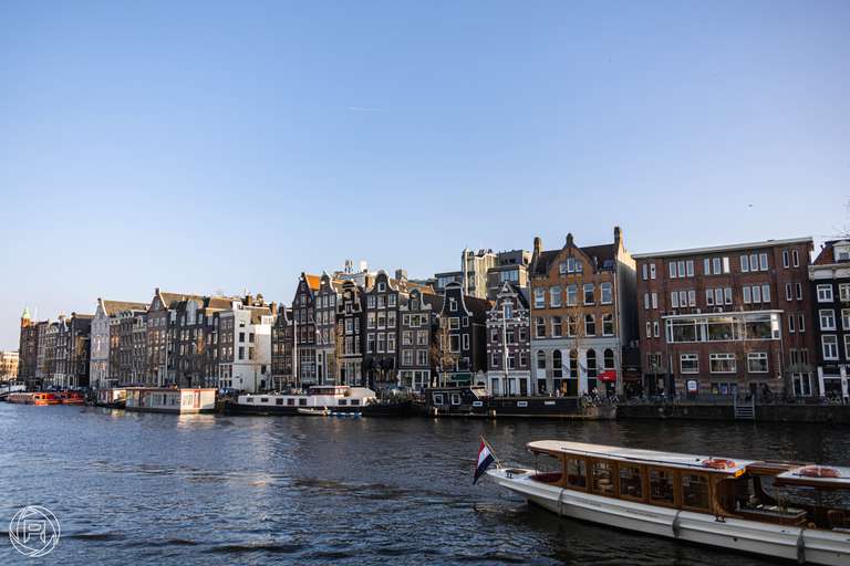 ISO: 100 | Focal Length: 28 mm | Aperture: ƒ/3,5 | Shutter Speed: 1/400